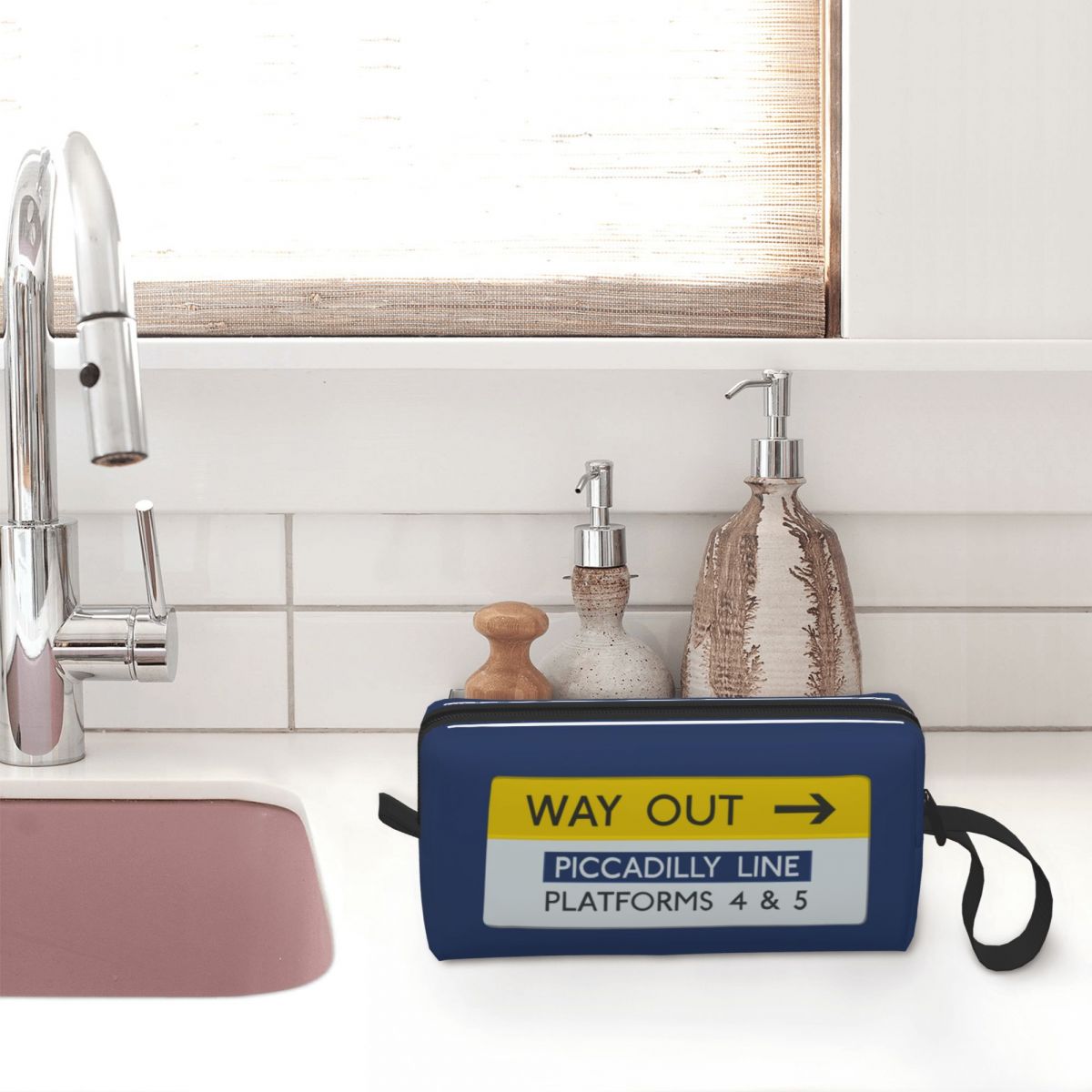 London Underground Way Out Sig - Beauty Makeup London ulasan dan harga